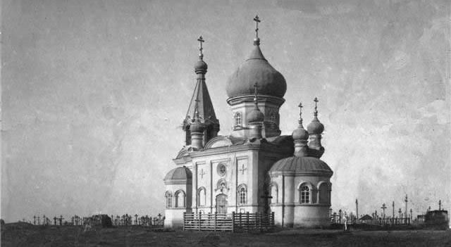 Успенский собор построен Федором Тудаковым в 186 году.