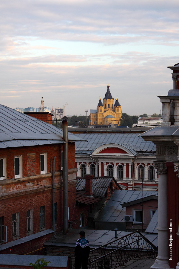 Александро-Невский собор. Вид с Суетинской улицы