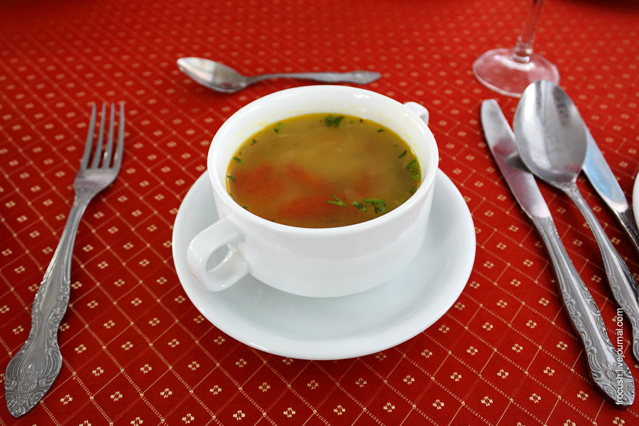 Суп-лапша с помидорами по-казачьи (с курицей)